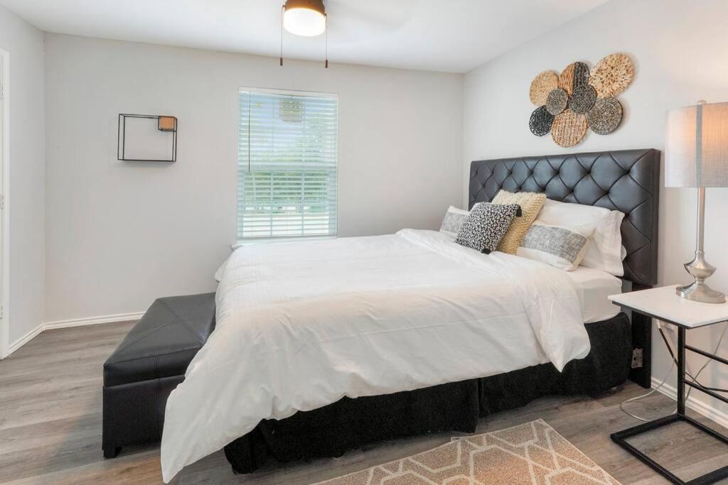 Cozy Two Bedroom Home Minutes From Downtown! Houston Exterior foto